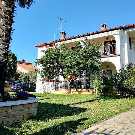 Villa Nina Poreč Exteriör bild