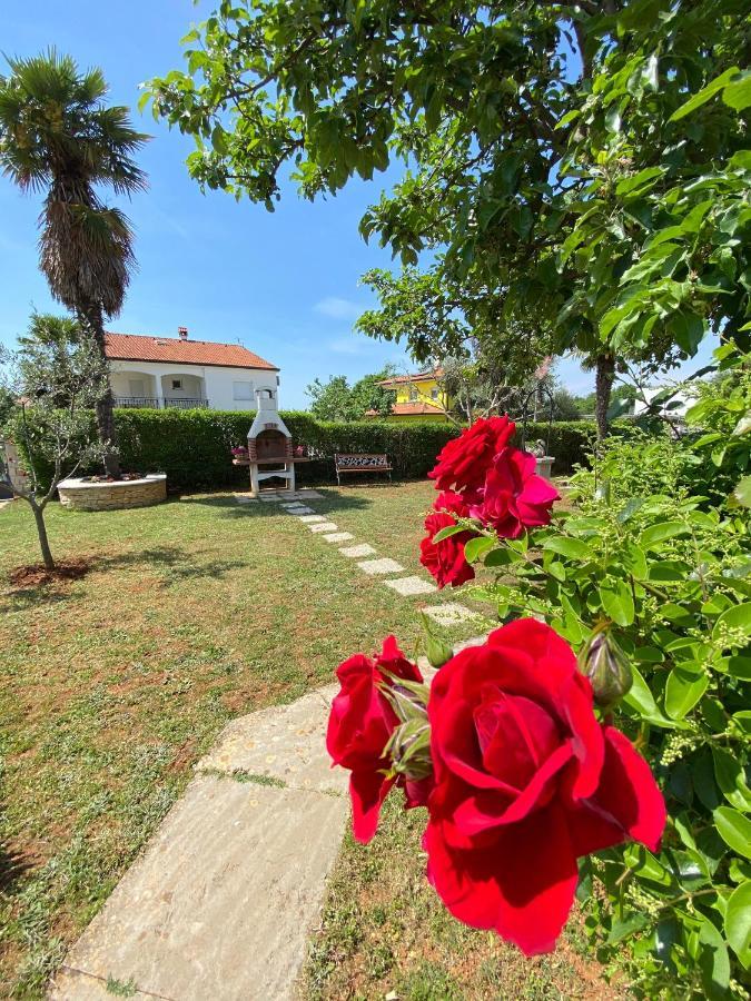 Villa Nina Poreč Exteriör bild