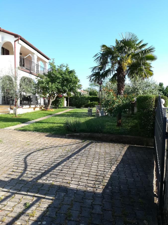 Villa Nina Poreč Exteriör bild